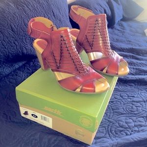 Earth Originals heels